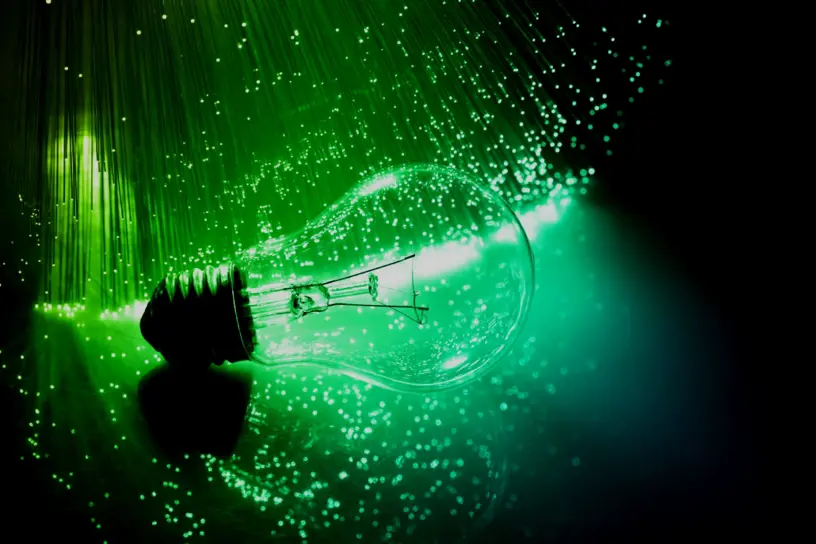 Har d_light-bulb-dark-1.jpg (5)